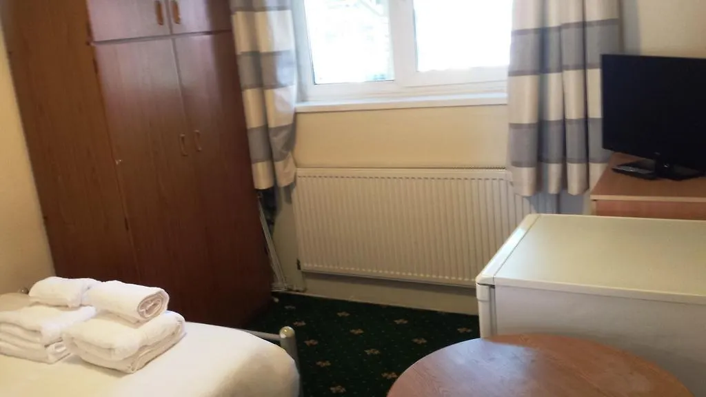 Whitechapel Rooms Hostel London