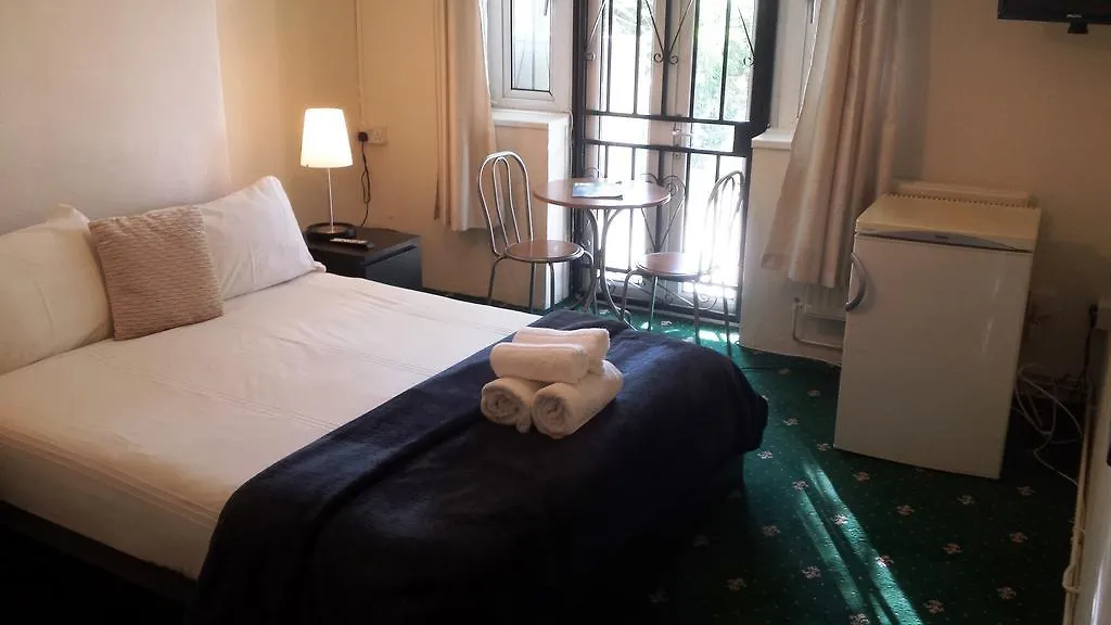 Hostel Whitechapel Rooms